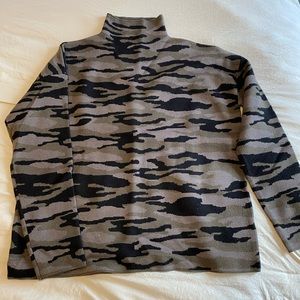Camo Mockneck